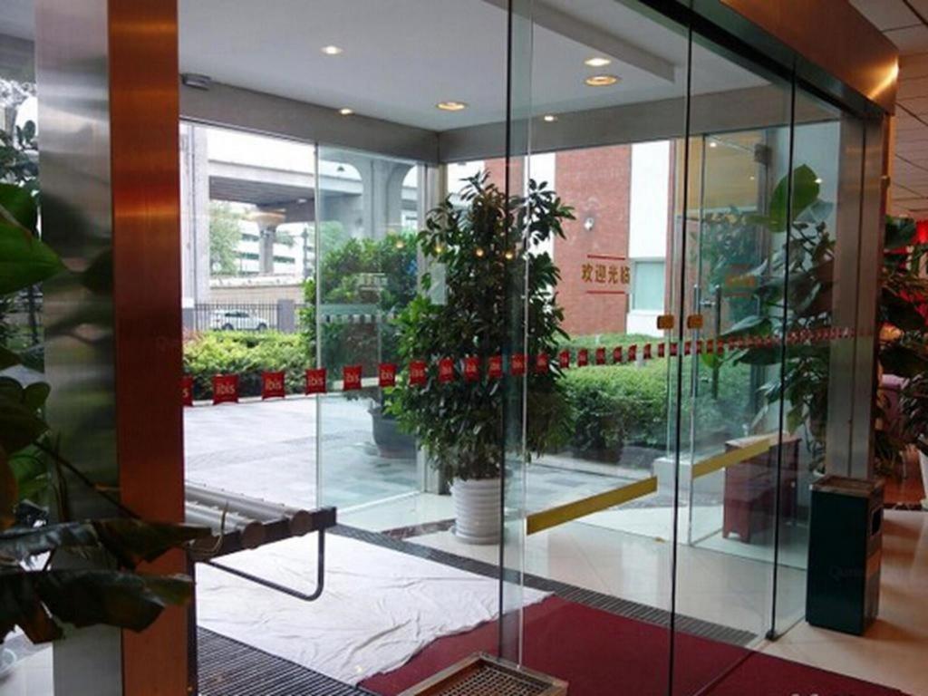 Ibis Chengdu Yongfeng Hotel Экстерьер фото
